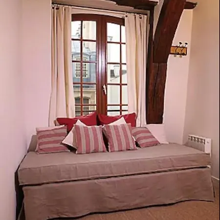 Charming Cosy Triplex In Trendy Marais Appartamento *