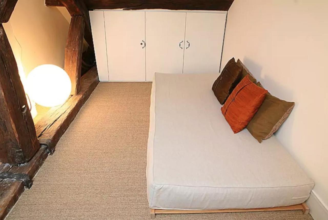 Appartamento Charming Cosy Triplex In Trendy Marais Parigi